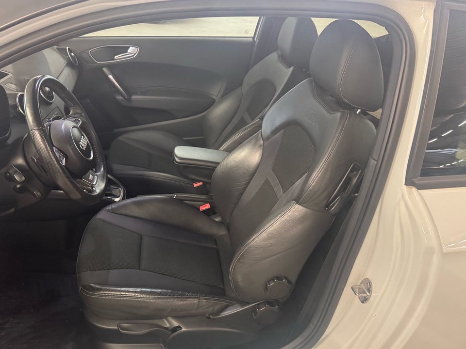 Audi A1 1,4 TFSi 185 Ambition S-line S-tr. 3d