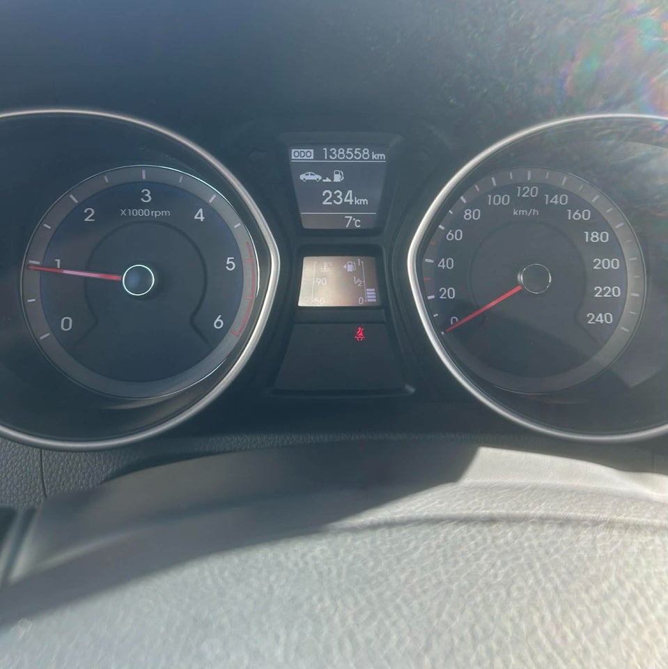 Hyundai i30 1,6 CRDi 110 EM-Edition 5d