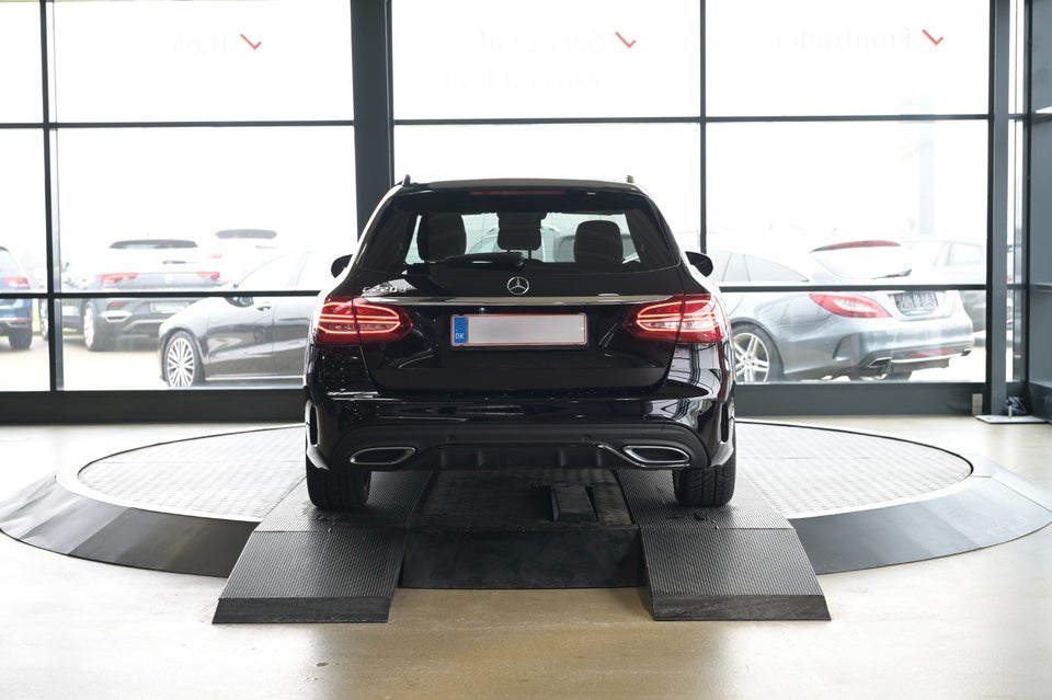 Mercedes C220 d 2,0 AMG Line Night Edition stc. aut. 5d