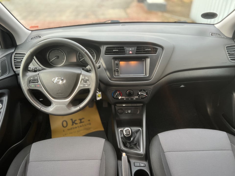 Hyundai i20 1,25 Spring 5d