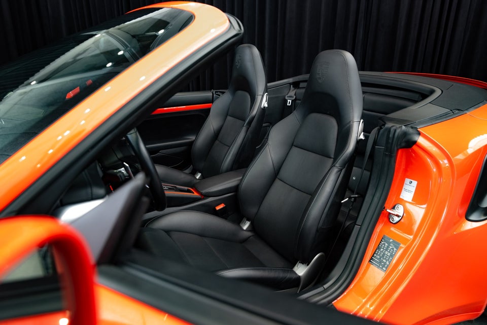 Porsche 911 Turbo S 3,8 Cabriolet PDK 2d