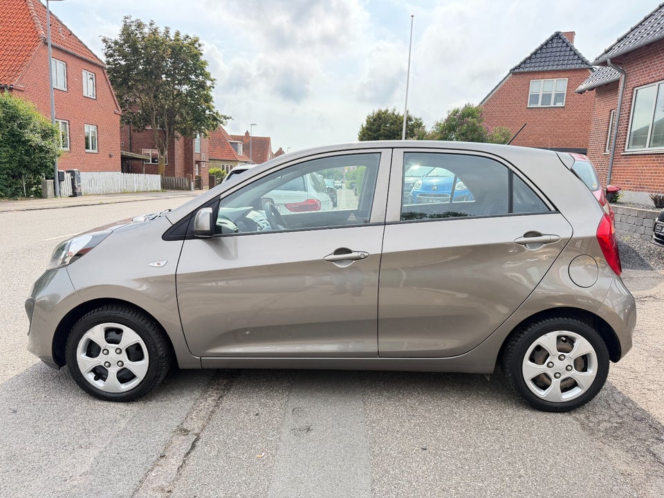 Kia Picanto 1,0 World Cup Eco Clim 5d