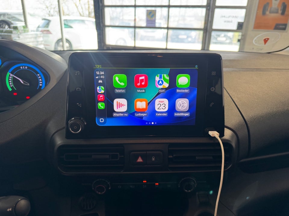 Peugeot e-Rifter 50 Active Pack L2 5d