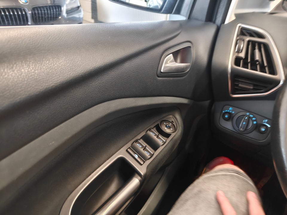 Ford C-MAX 1,0 SCTi 125 Titanium 5d