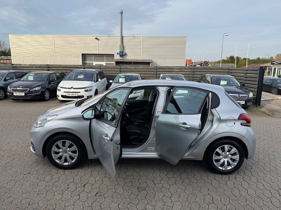Peugeot 208 1,2 VTi 82 Active 5d