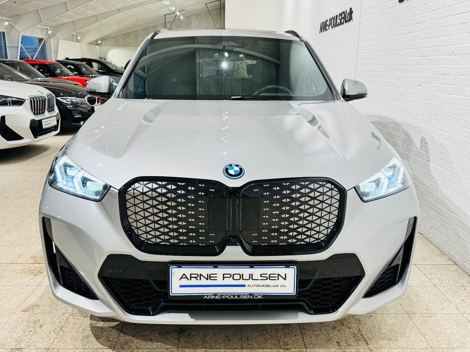 BMW iX1 eDrive20 M-Sport 5d