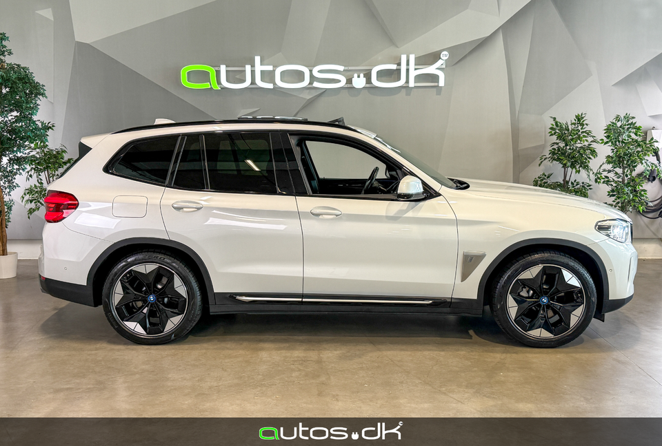 BMW iX3 Charged Plus 5d