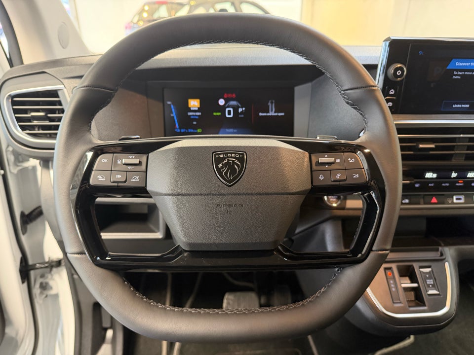 Peugeot e-Expert 75 L3 Premium Van