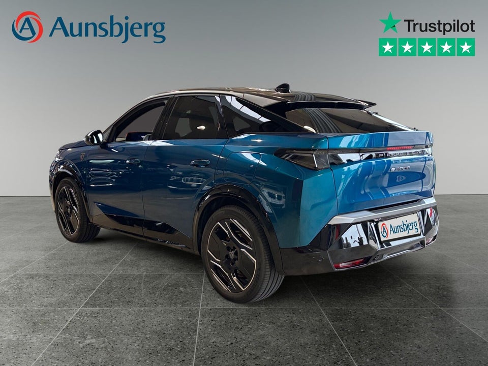 Peugeot e-3008 77 GT Pack 5d