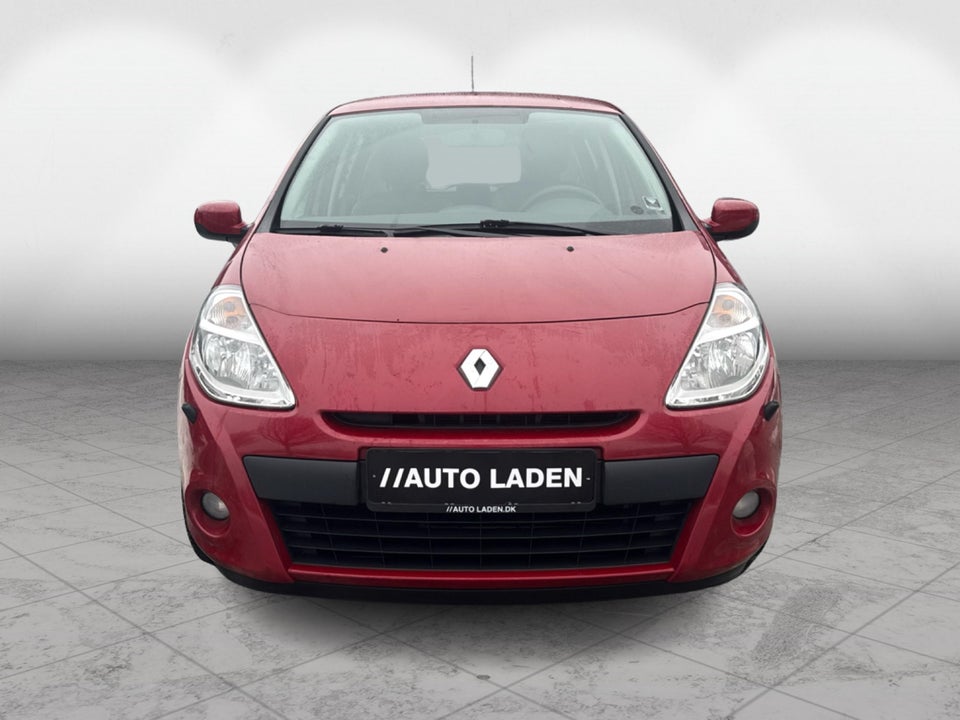 Renault Clio III 1,2 16V Expression 5d