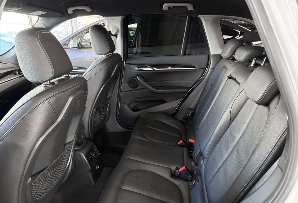 BMW X1 2,0 sDrive20d Advantage 5d