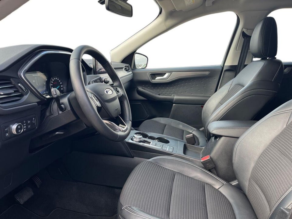 Ford Kuga 2,5 PHEV Titanium X CVT 5d