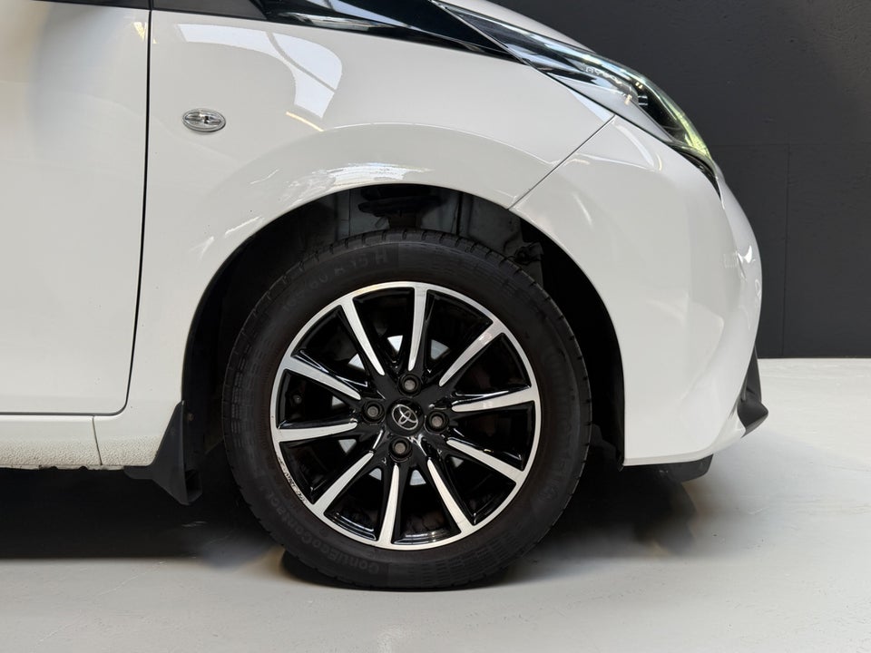 Toyota Aygo 1,0 VVT-i x-sky 5d