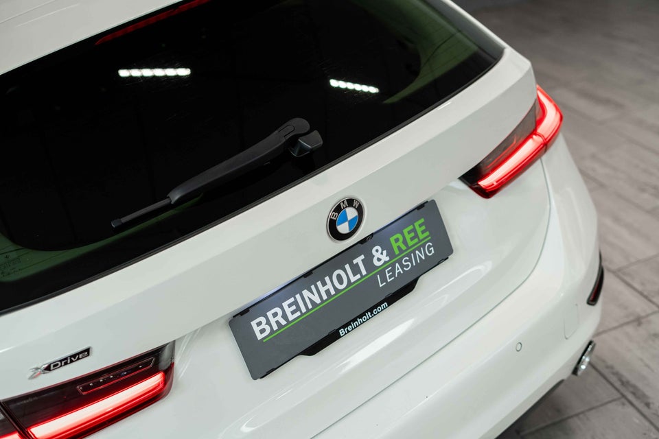 BMW 330e 2,0 Touring Sport Line aut. 5d