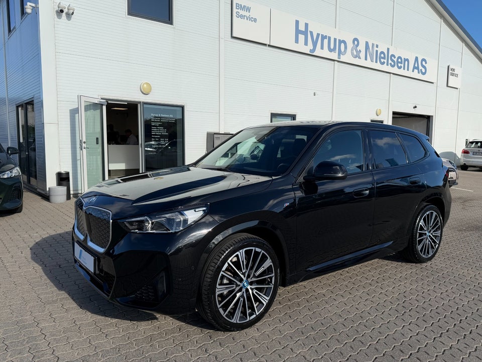BMW iX1 eDrive20 M-Sport Premium 5d