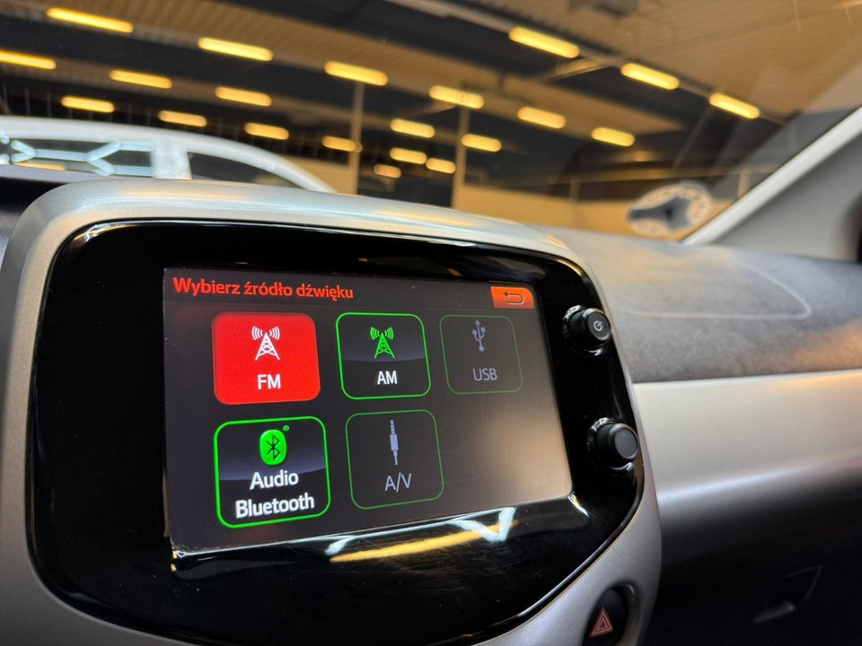 Toyota Aygo 1,0 VVT-i x-touch 5d