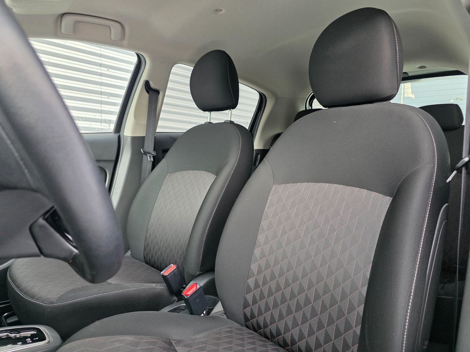 Mitsubishi Space Star 1,2 Cosmic CVT 5d