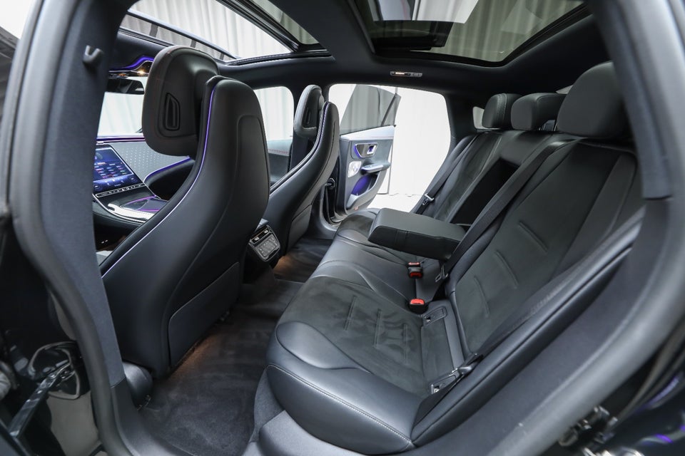 Mercedes EQE350 AMG Line 4Matic 4d
