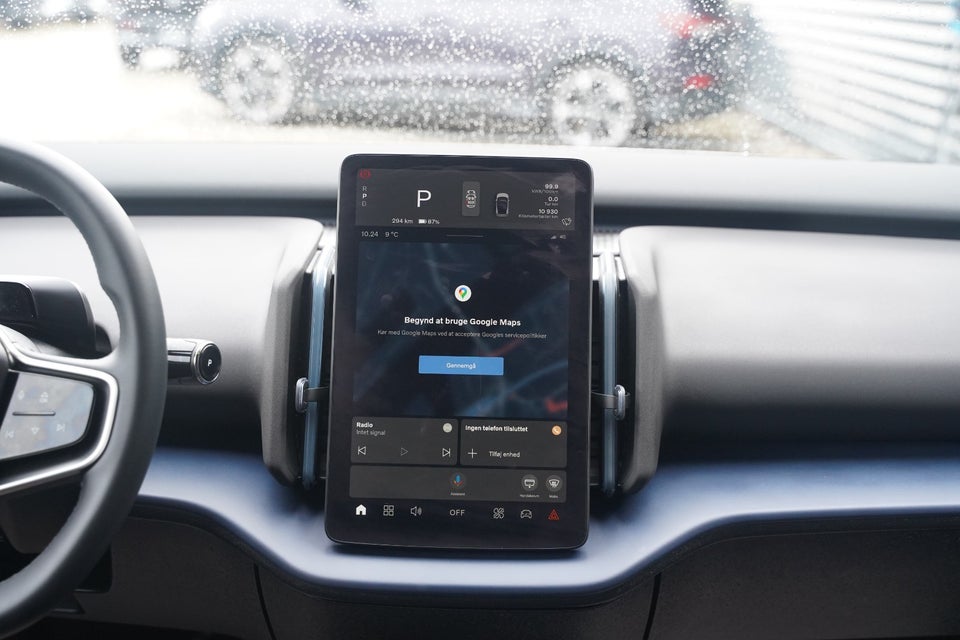 Volvo EX30 Twin Performance Plus 5d