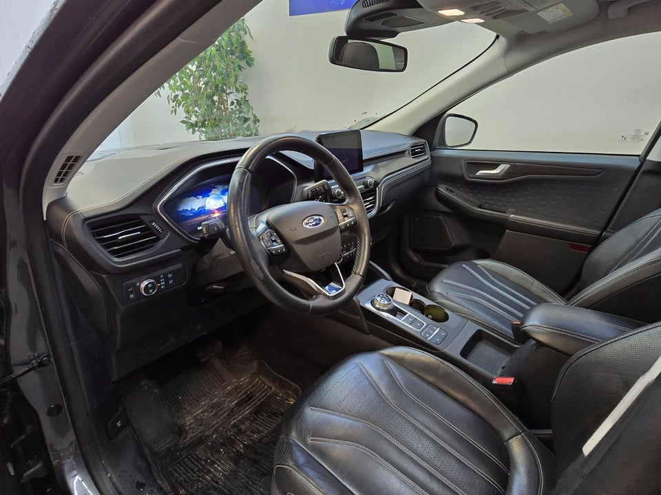 Ford Kuga 2,5 HEV Vignale CVT 5d