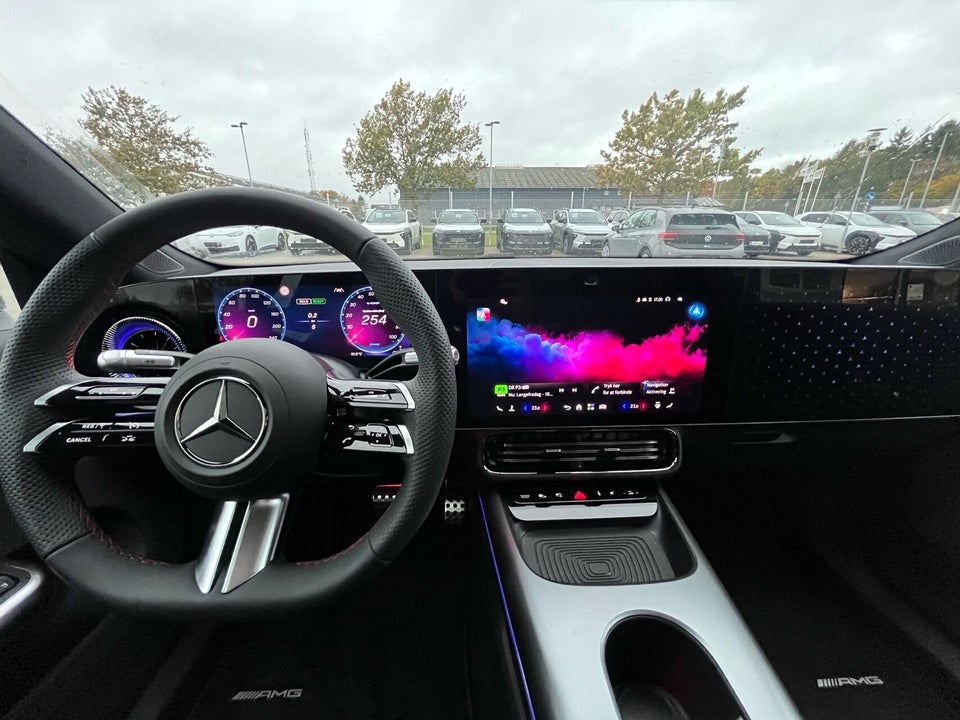 Mercedes CLA250+ electric AMG Line 4d