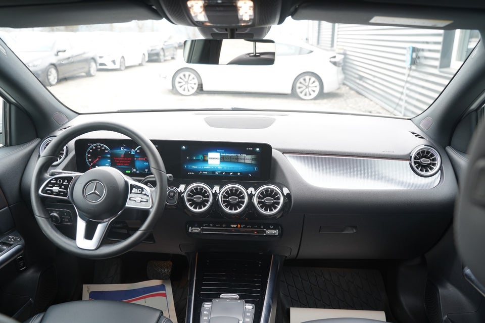 Mercedes EQA250 Progressive 5d