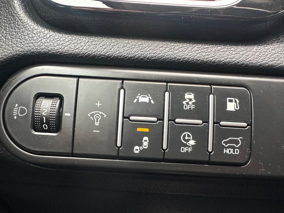 Kia Ceed 1,6 PHEV Prestige SW DCT 5d