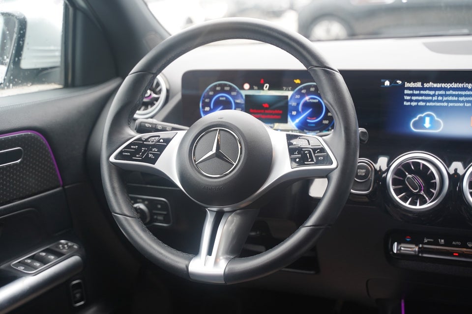 Mercedes EQA250+ Progressive 5d