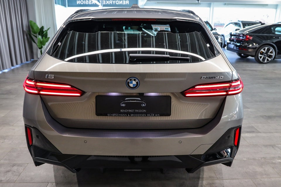 BMW i5 eDrive40 Touring M-Sport Pro 5d