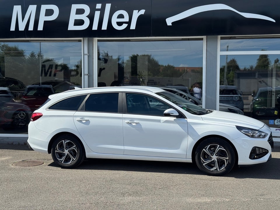 Hyundai i30 1,0 T-GDi Essential stc. 5d