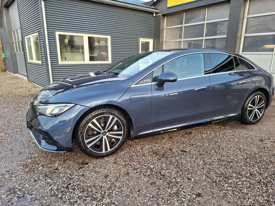 Mercedes EQE300 AMG Line 4d