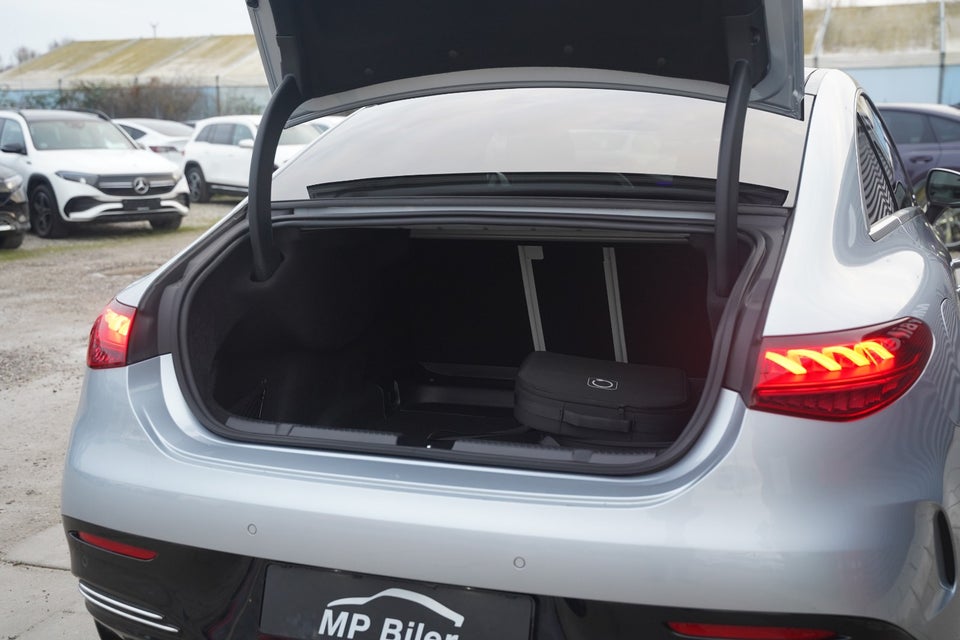 Mercedes EQE500 4Matic 4d