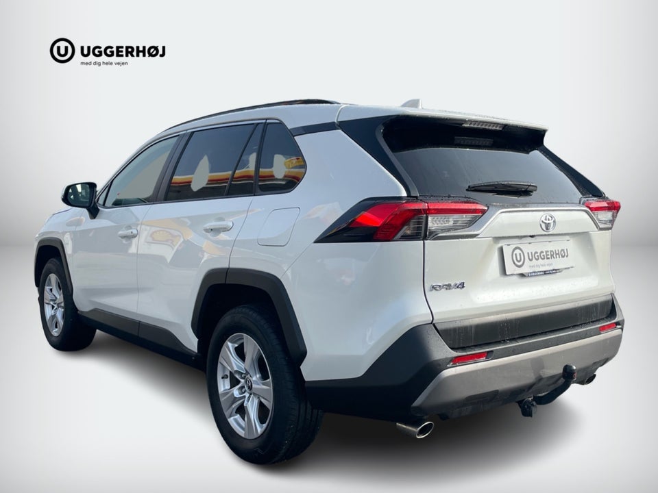 Toyota RAV4 2,0 T3 Comfort e-CVT 5d