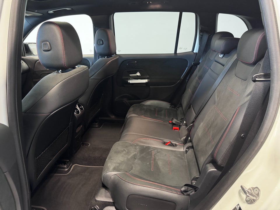 Mercedes EQB300 AMG Line 4Matic 5d