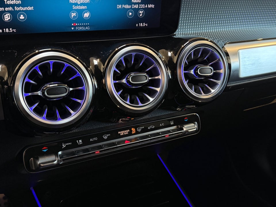 Mercedes EQB300 AMG Line 4Matic 7prs 5d