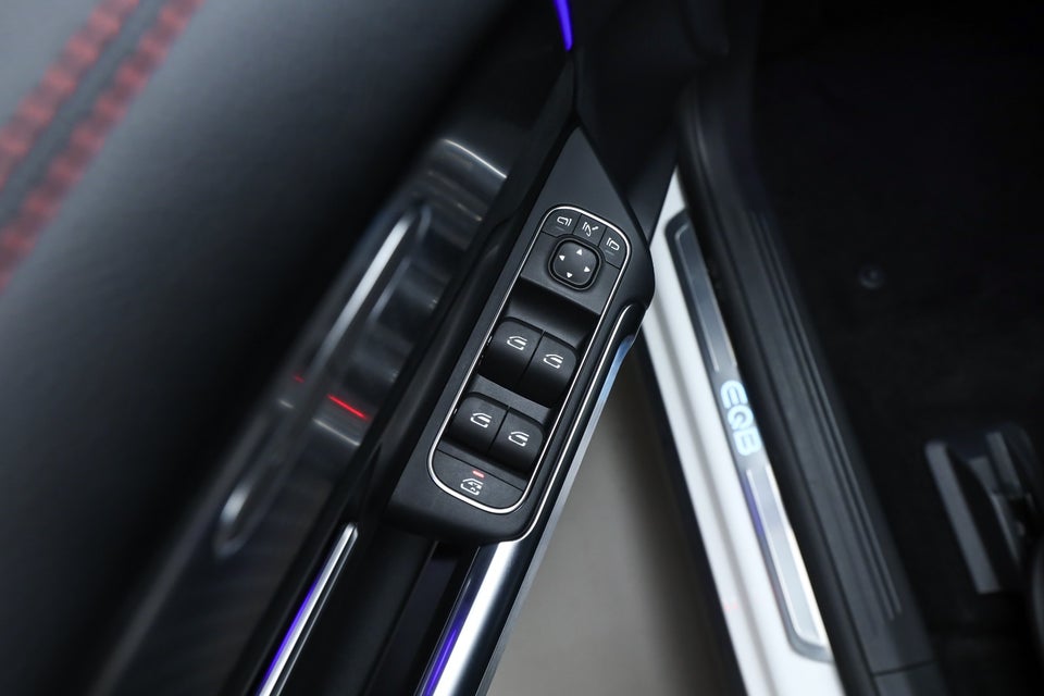 Mercedes EQB250+ AMG Advance 5d