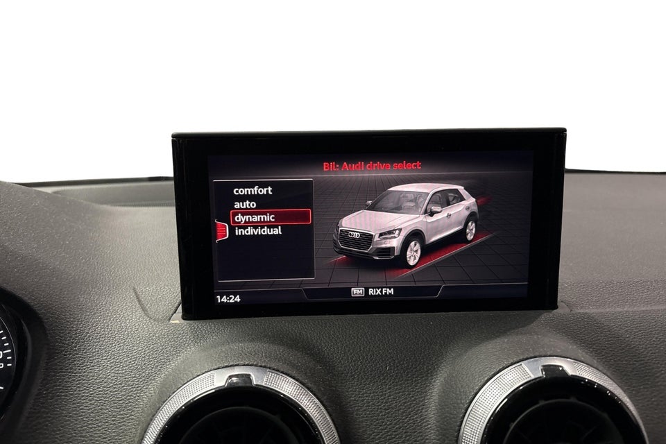 Audi Q2 30 TFSi S-line 5d