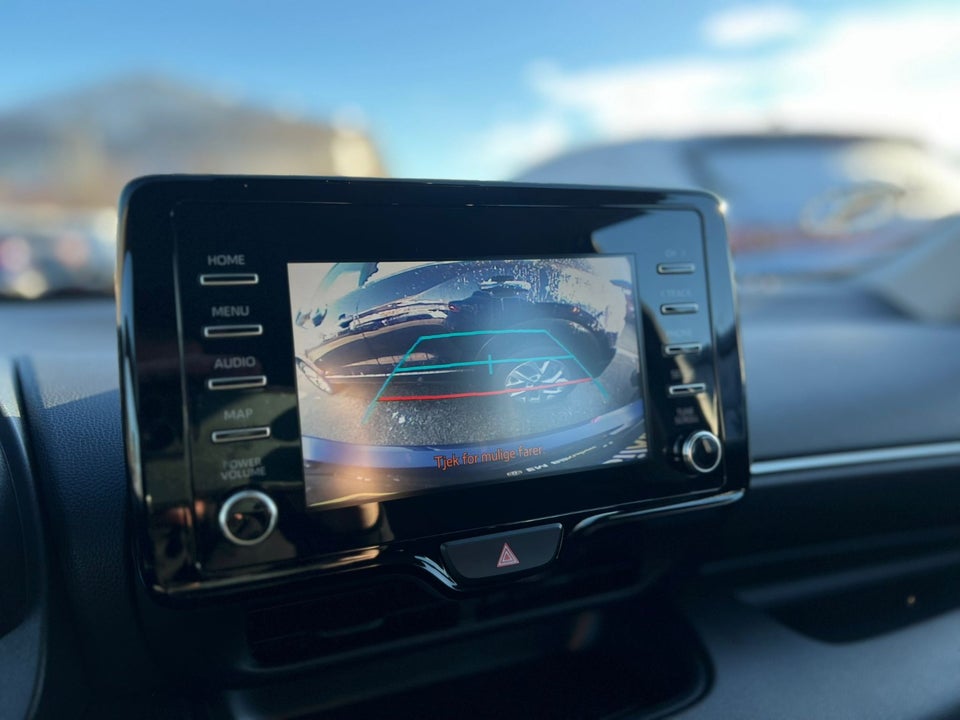 Toyota Yaris 1,5 Hybrid H3 e-CVT 5d