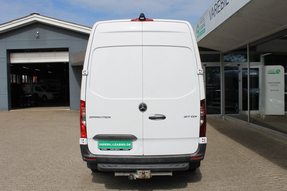 Mercedes Sprinter 317 2,0 CDi A2 Kassevogn aut. RWD