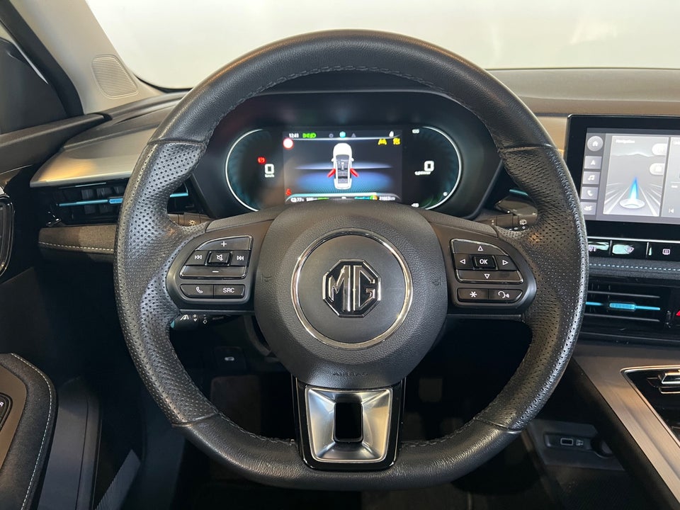 MG 5 50 Luxury 5d