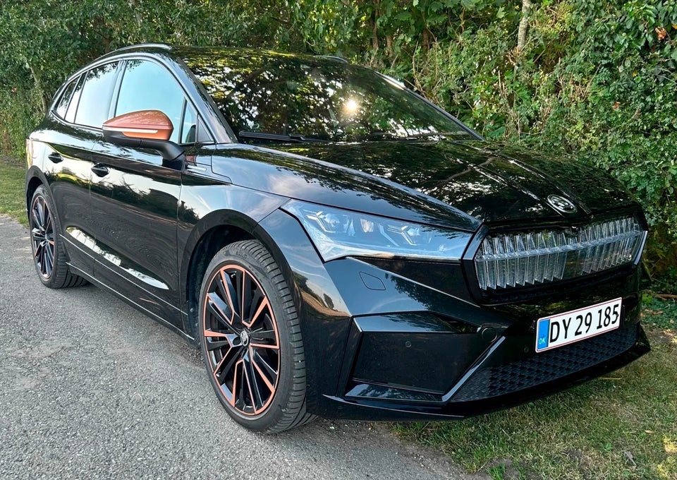 Skoda Enyaq 80X iV Founders Edition 5d