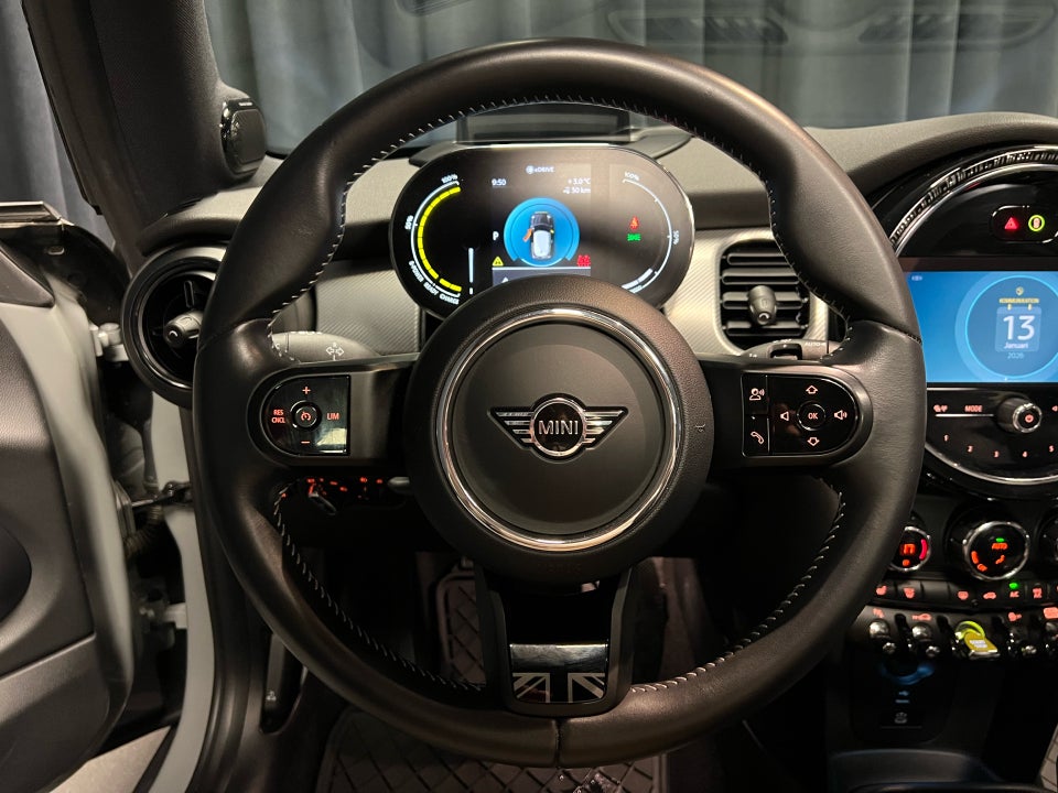 MINI Cooper SE Yours Trim 3d