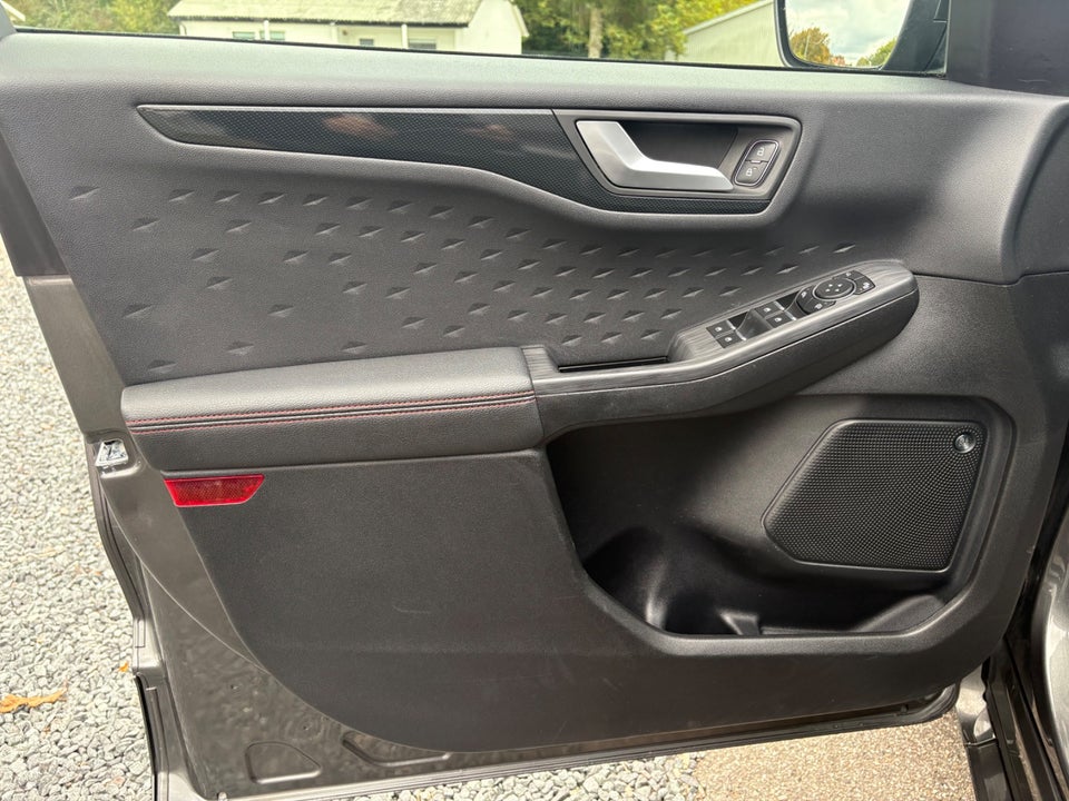 Ford Kuga 2,5 PHEV ST-Line X CVT 5d