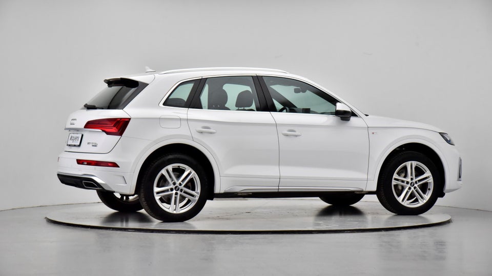Audi Q5 50 TFSi e S-line quattro S-tr. 5d