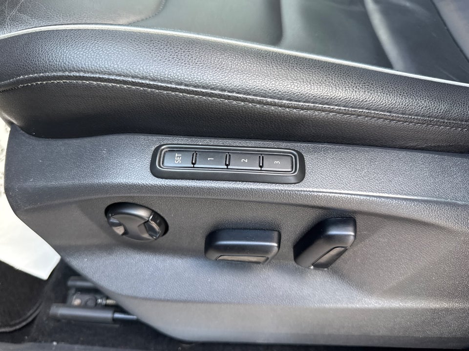 VW Tiguan 2,0 TDi 190 Highline DSG 4Motion Van 5d