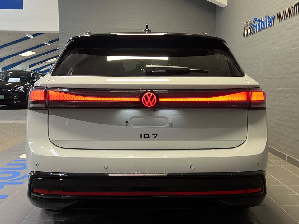 VW ID.7 86 Pro S Tourer 5d