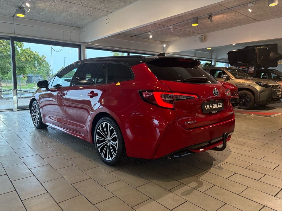 Toyota Corolla 2,0 Hybrid H3 Premium Touring Sports MDS 5d
