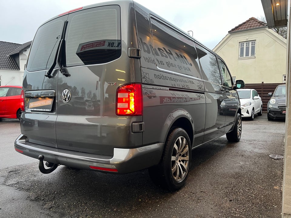 VW Transporter 2,0 TDi 140 Kassevogn DSG lang