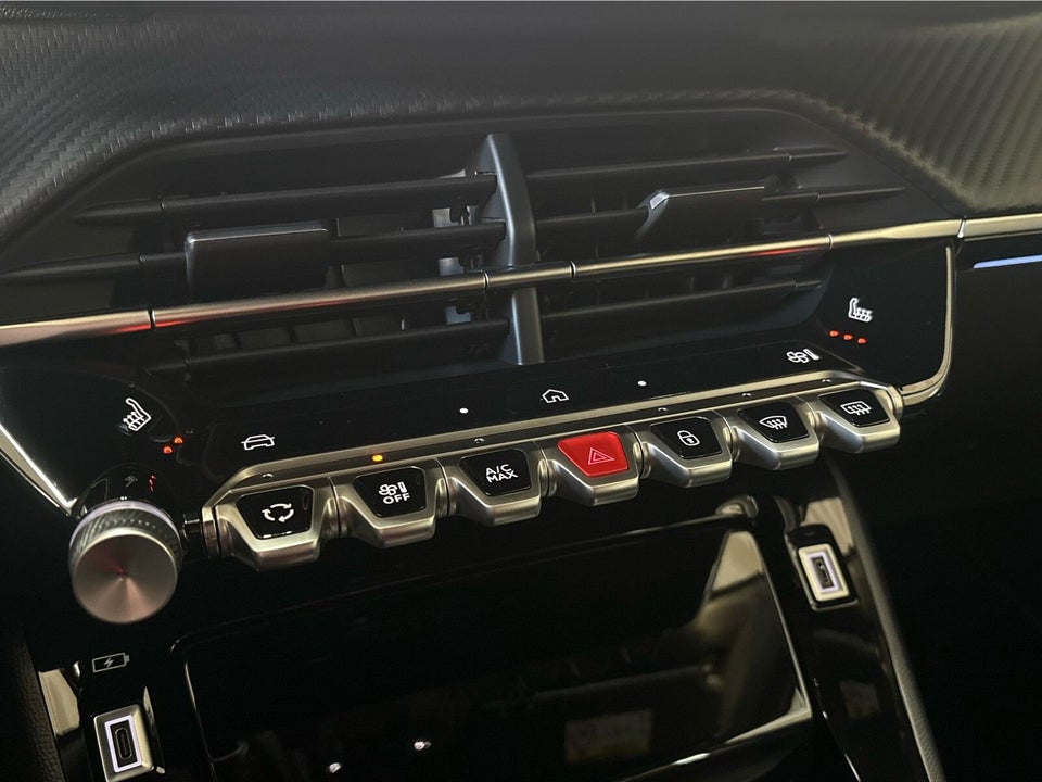 Peugeot e-2008 54 GT 5d