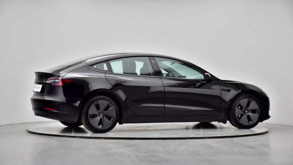 Tesla Model 3 RWD 4d
